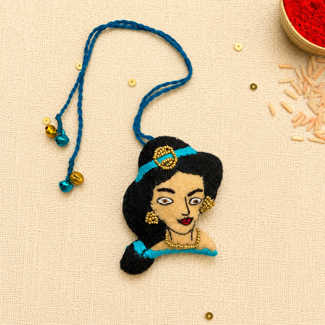 Hand embroidered Jasmin Lumba